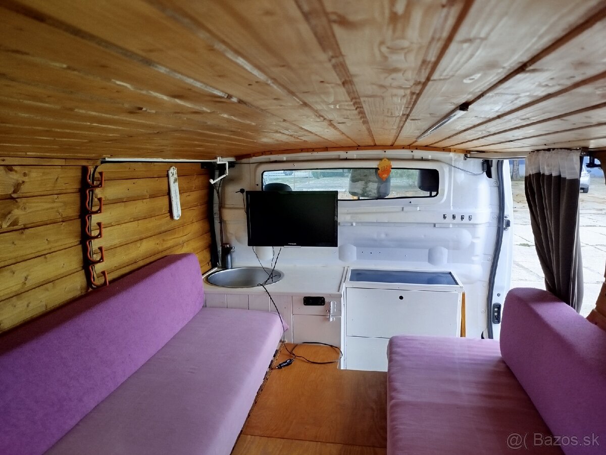 Obytna dodavka Renault Trafic