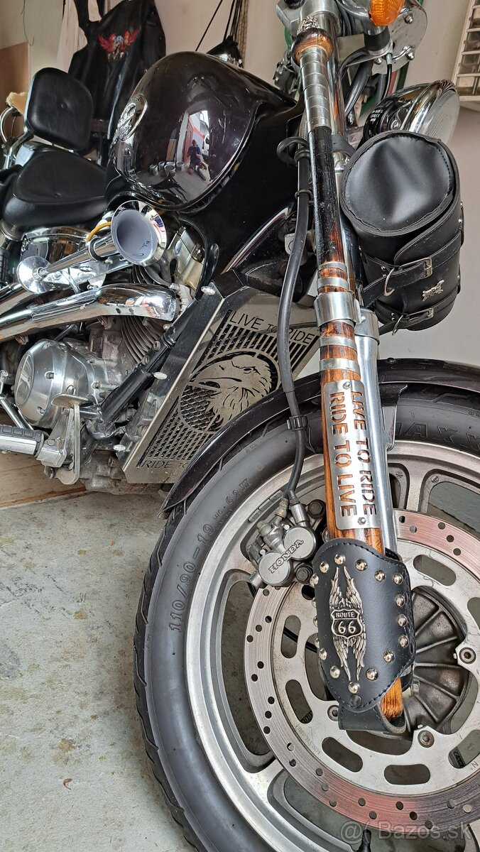 Shadow 1100 c
