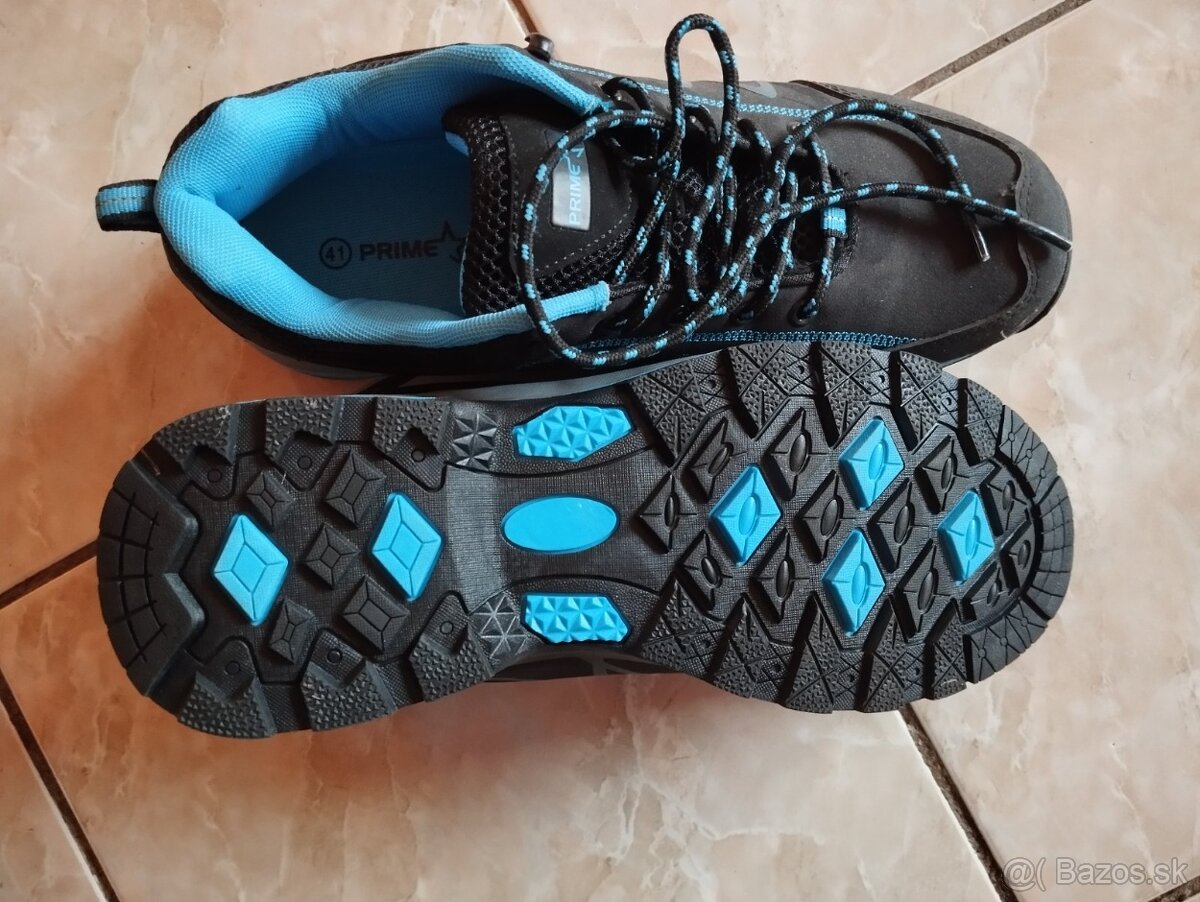 Nové dámske botasky v. 41 Prime