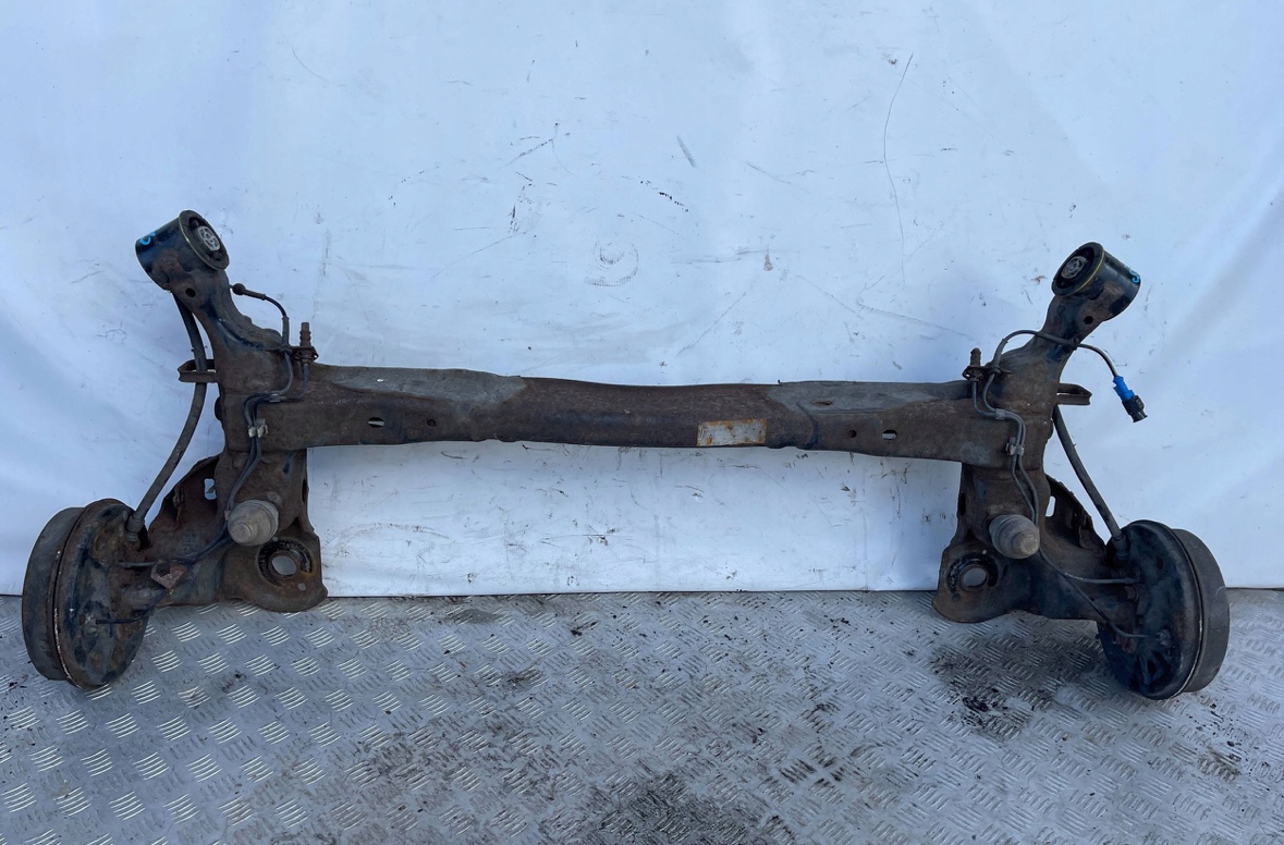 Citroen C4 Cactus 2014- zadná nápravnica