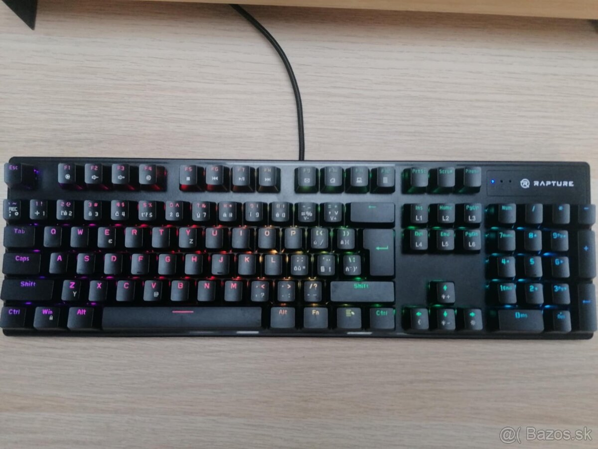 Myš Glorious Model D, klávesnica Rapture X-RAY
