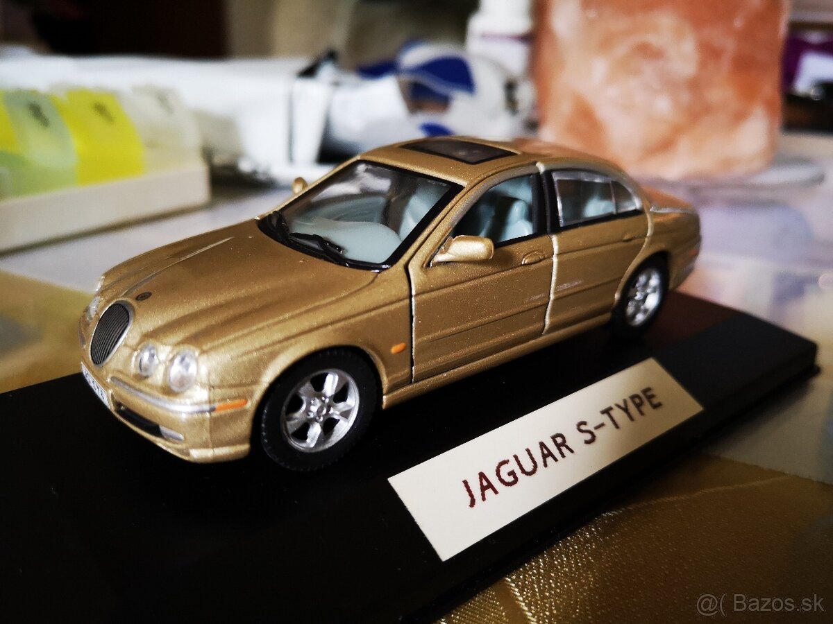 Predám zberateľský model autíčka Jaguar S-Type, 1:43