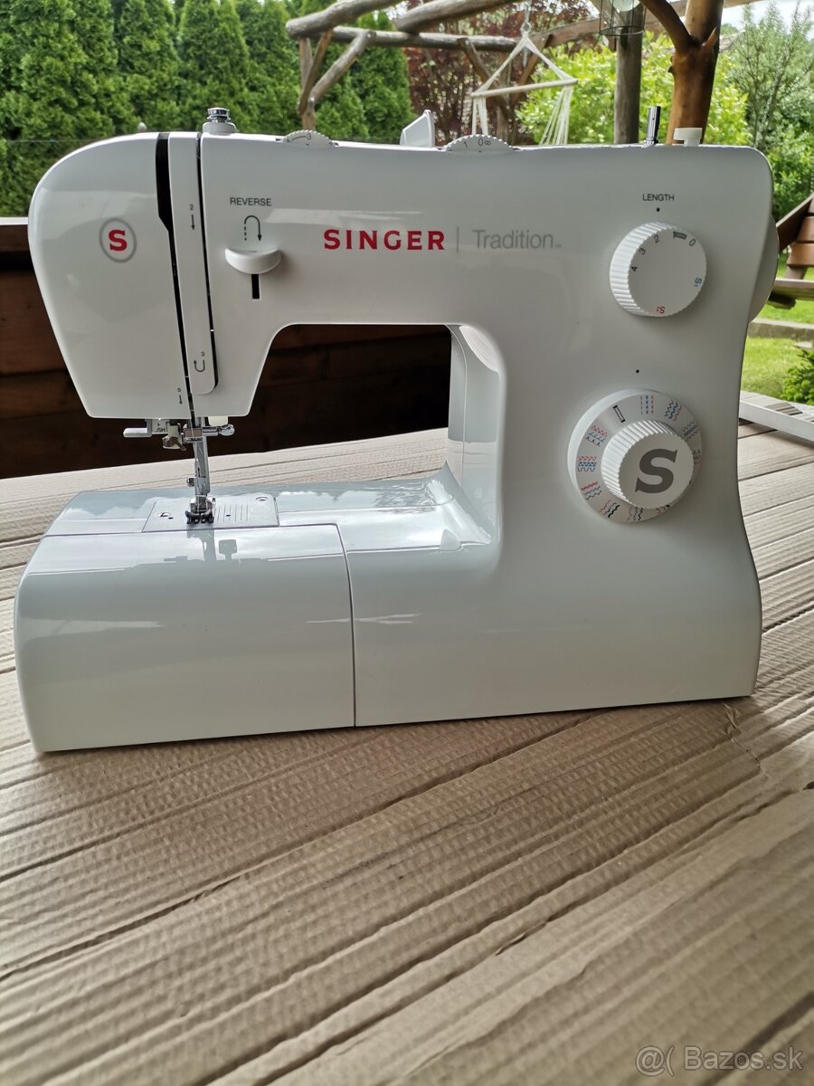 Vymením Singer tradition tm 2282