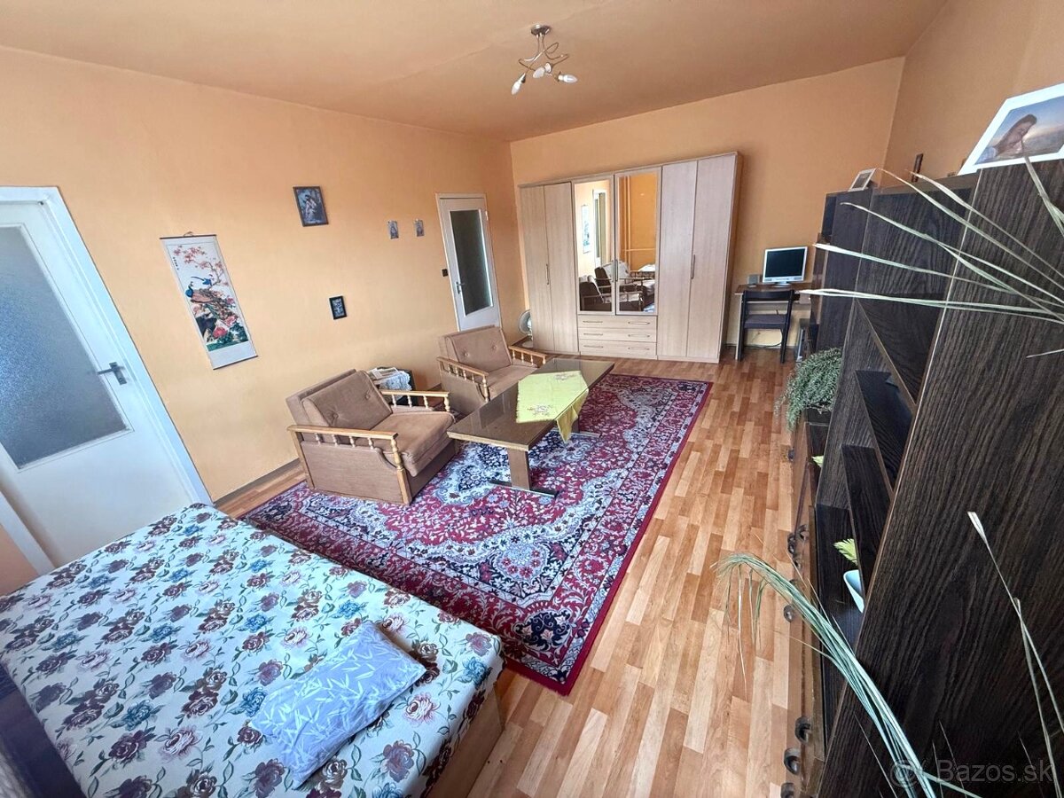 1-IZBOVÝ BYT NA HLINÁCH MOŽNOSŤ DISPOZICIE NA 2-IZBOVÝ