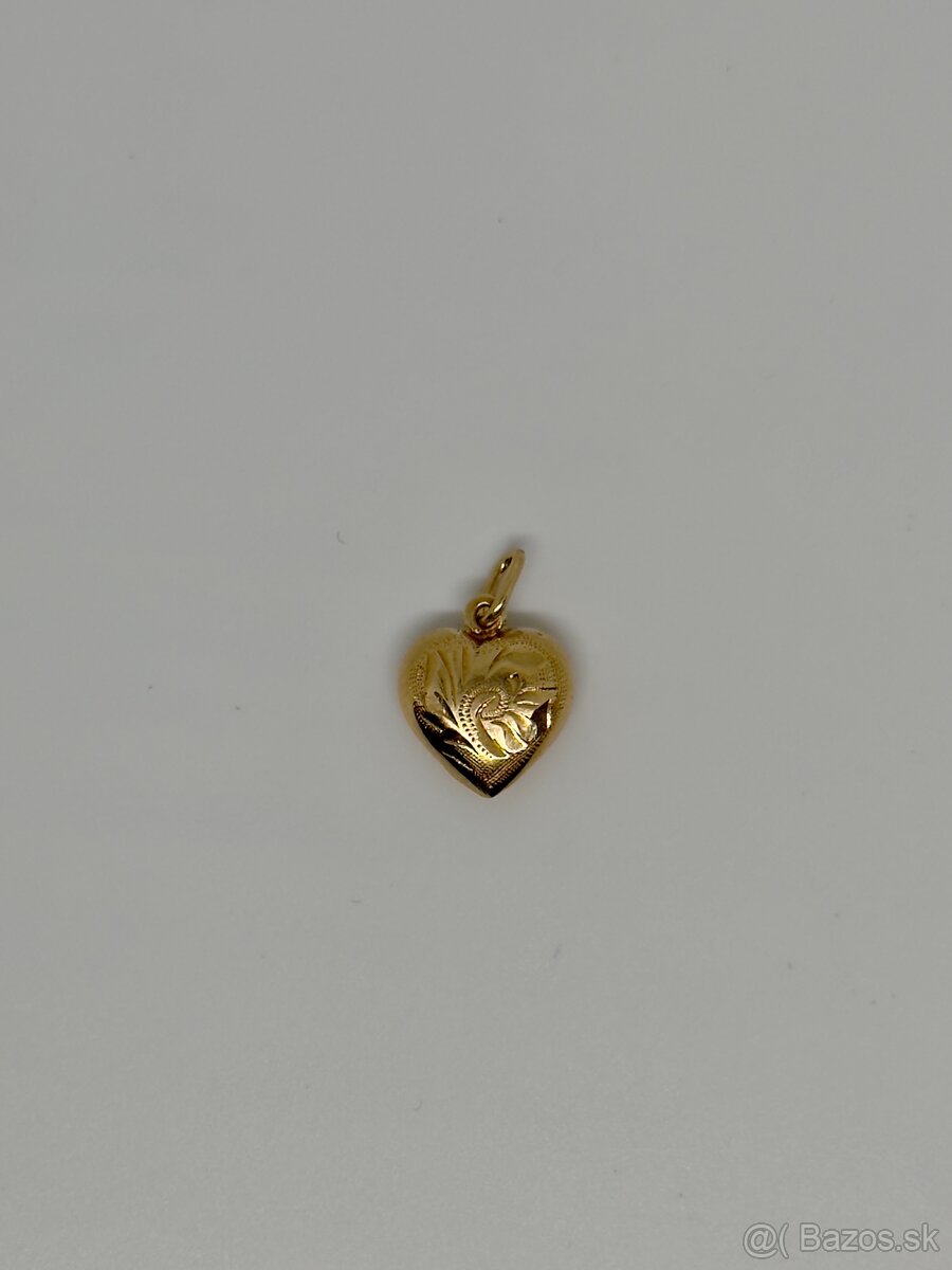 🟡 21. Zlatý prívesok – 14k/585 – 0.9g – 70 €