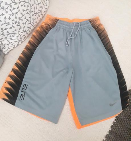 Na predaj pánske športové kraťase zn. Nike, L