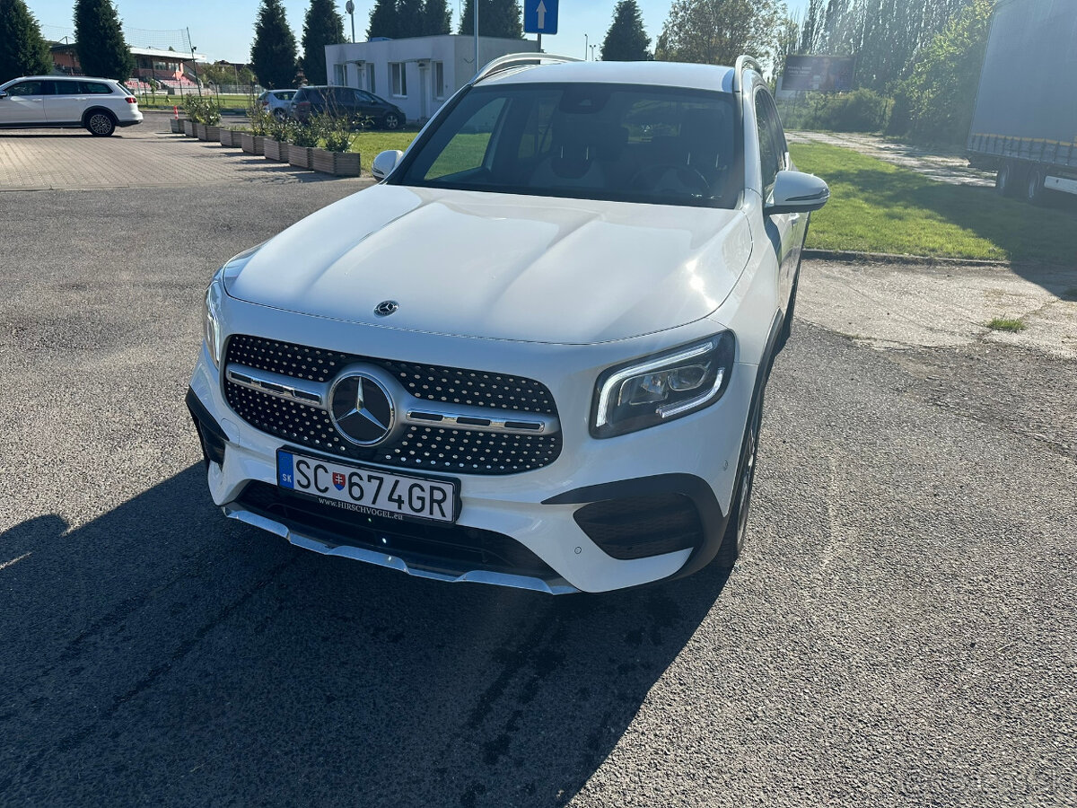 Mercedes-Benz GLB 200