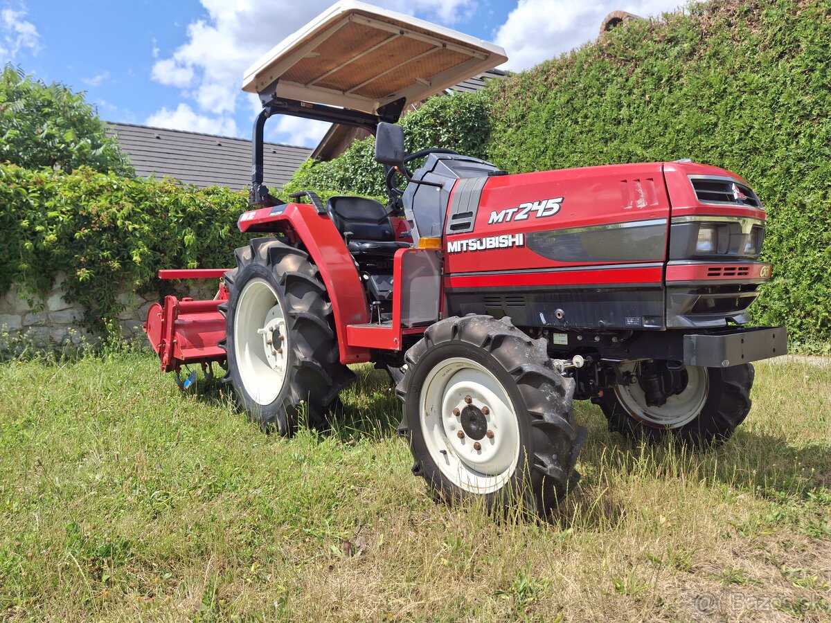 Mitsubishi MT 245
