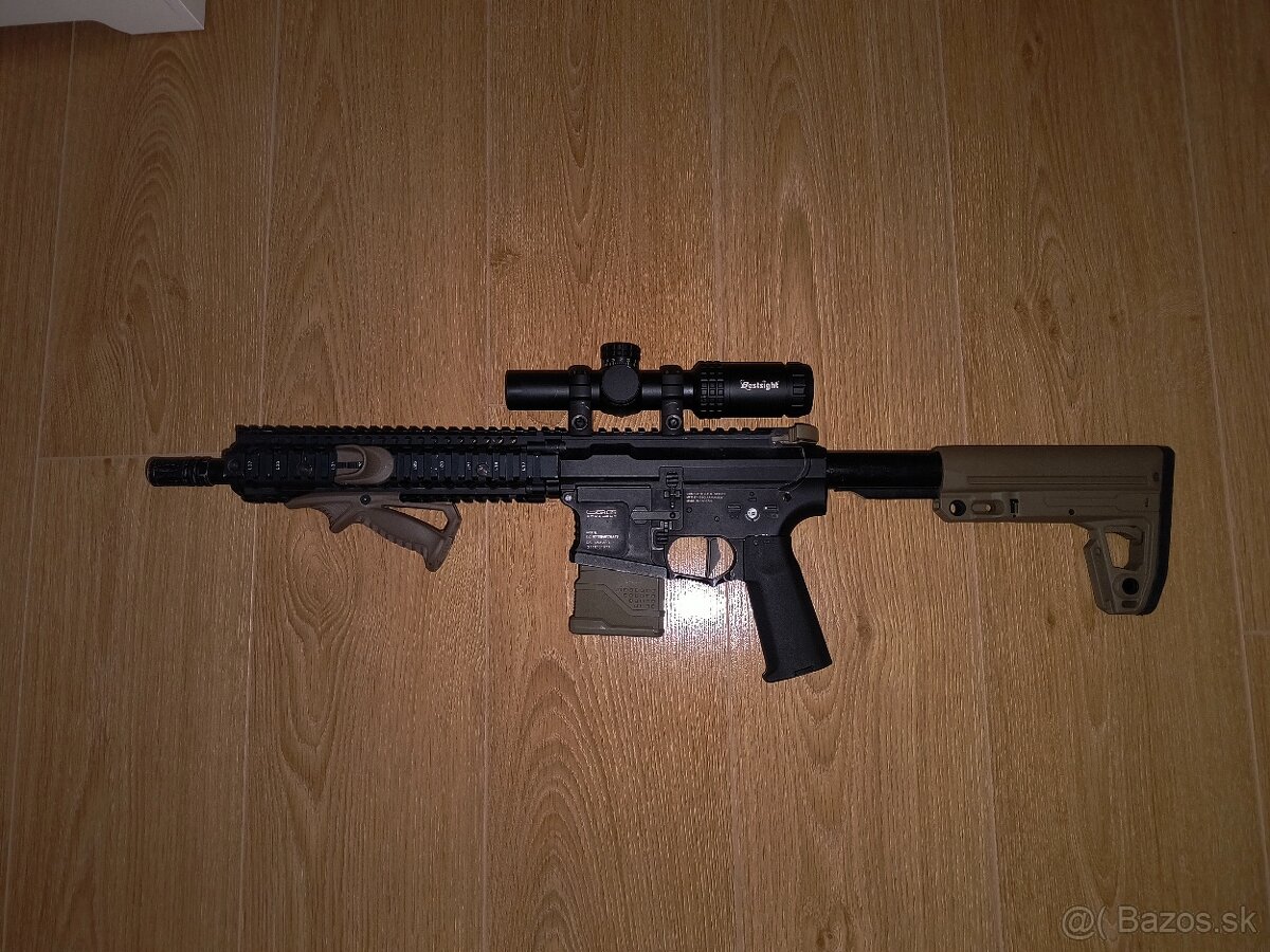 AEG Airsoft M4