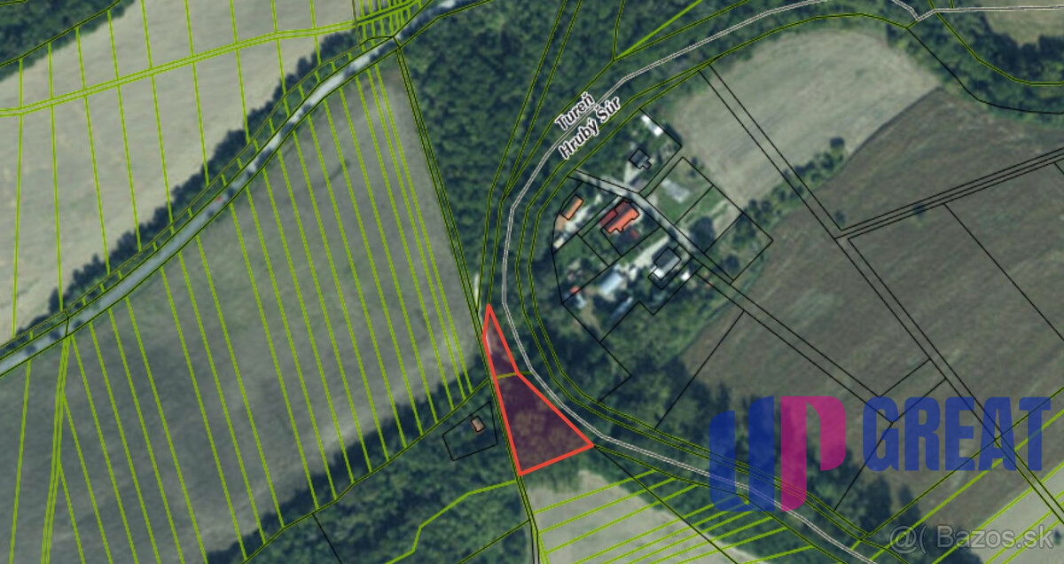 Pozemok pri potoku s atmosférou prírody – Tureň