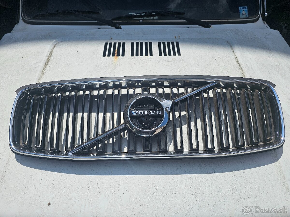 Volvo XC90 predná maska 31425932