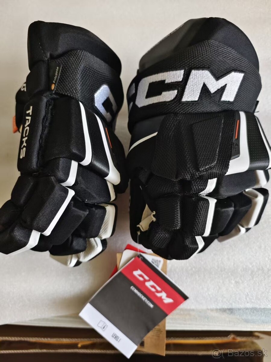 rukavice CCM xf pro BLACK