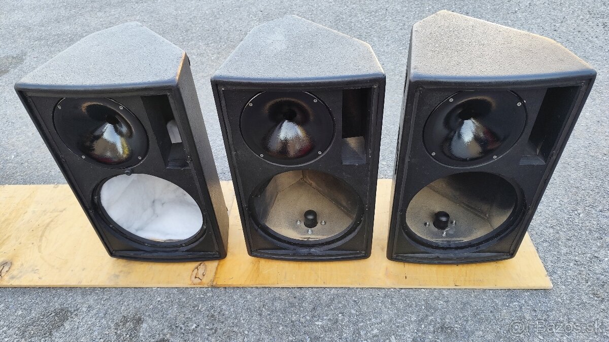 skelety 12" odposluchov EAW