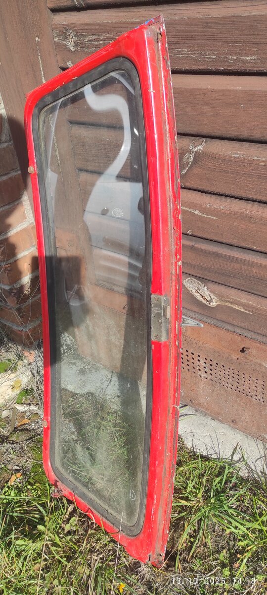 Predám zadné dvere na Škoda combi