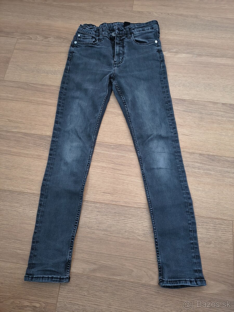 Uzke rifle chlapcenske