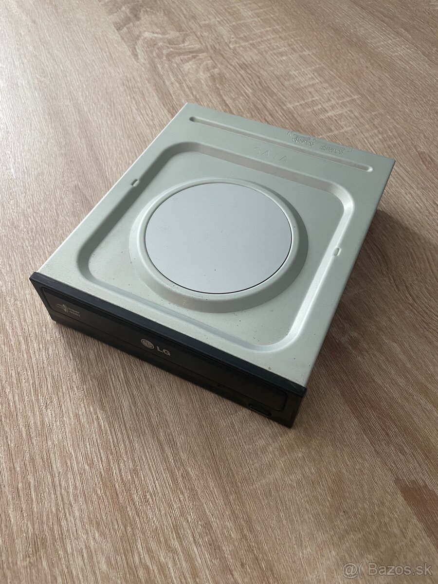 Interná DVD napaľovačka LG (SATA)