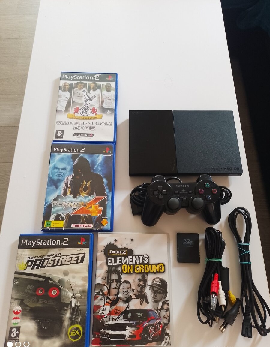 Predám - Hernú konzolu Sony PlayStation 2 Slim s hrami.