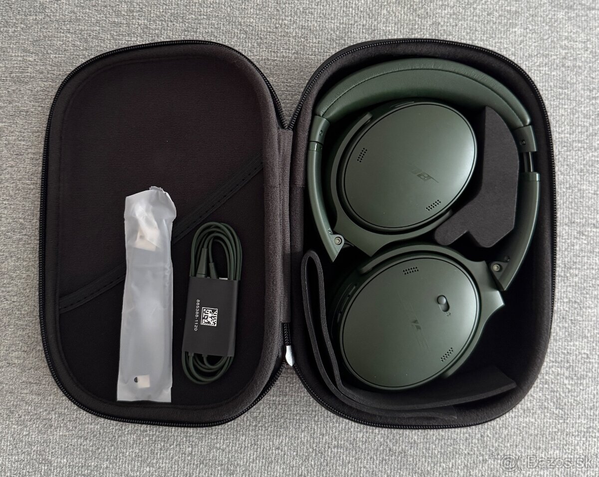 Bose QuietComfort Headphones Green