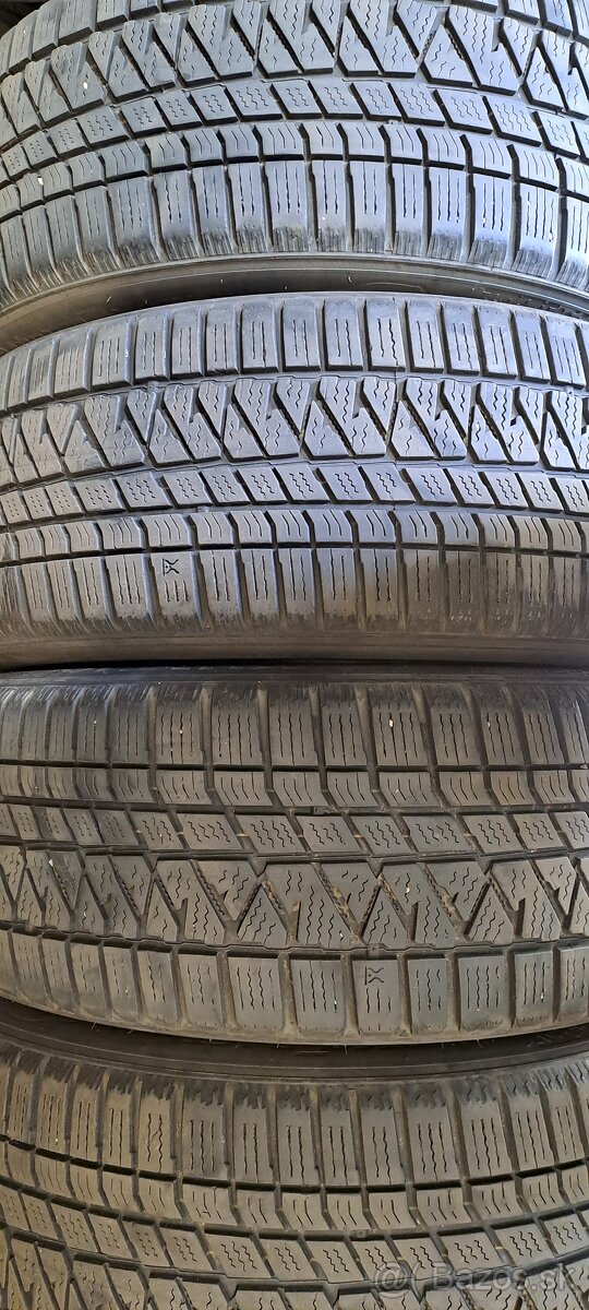 Predám 4ks jazdené zimné 225/55r18-102V Kumho