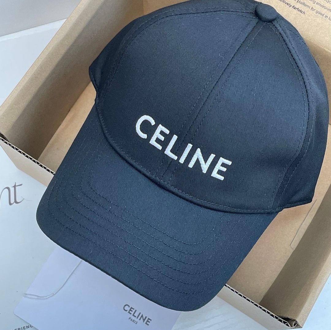 Celine. šiltovka