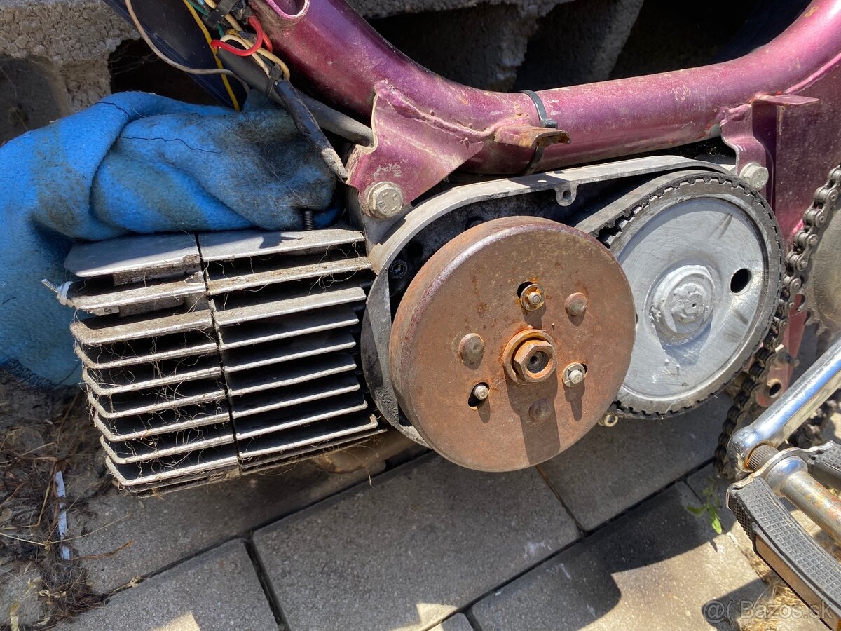 Babetta motor 215