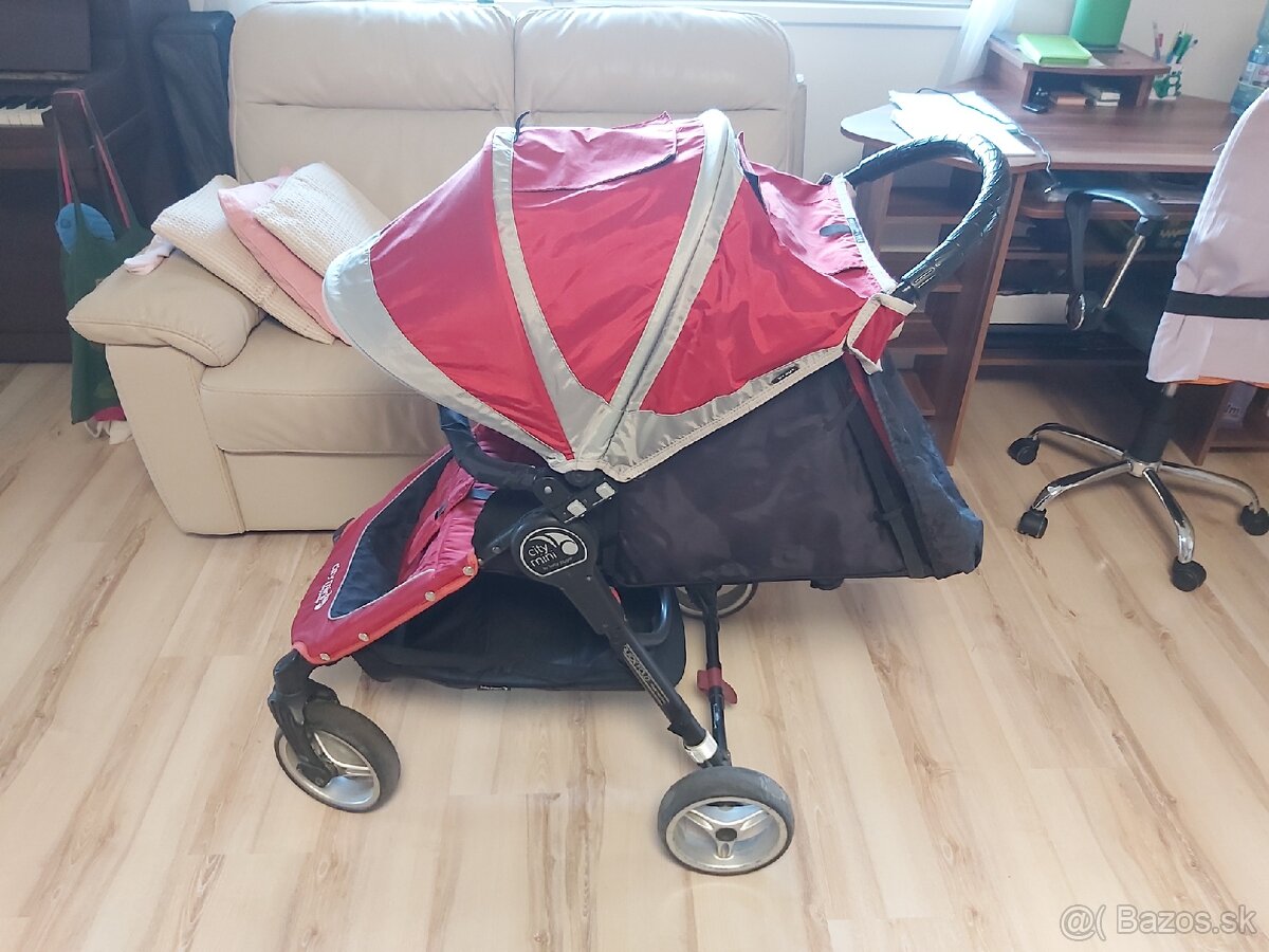 Športový kočík Baby Jogger City Mini