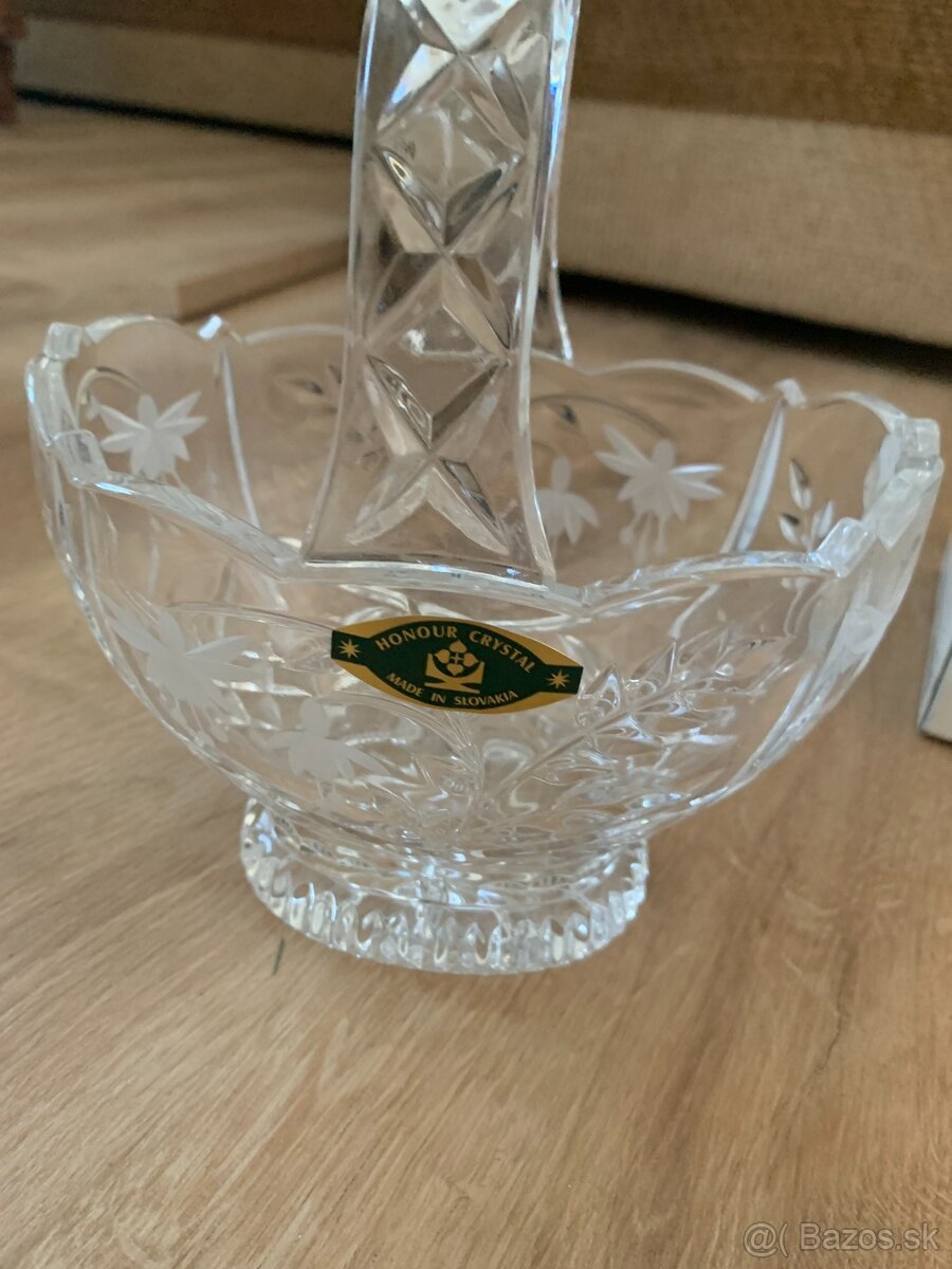 Krištáľový košík