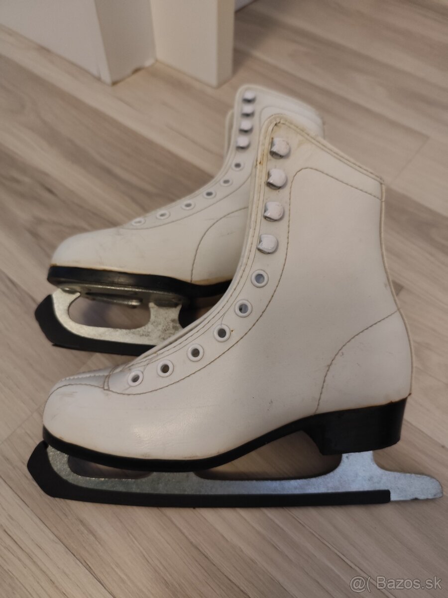 Detské dievčenské ľadové korcule