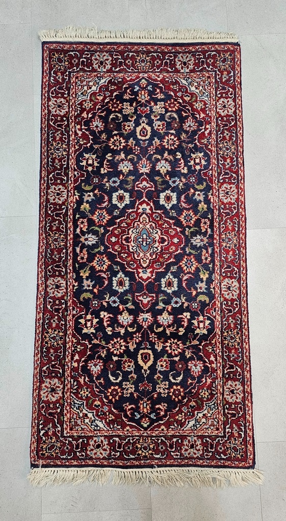 vlnený ručne viazaný Indický koberec