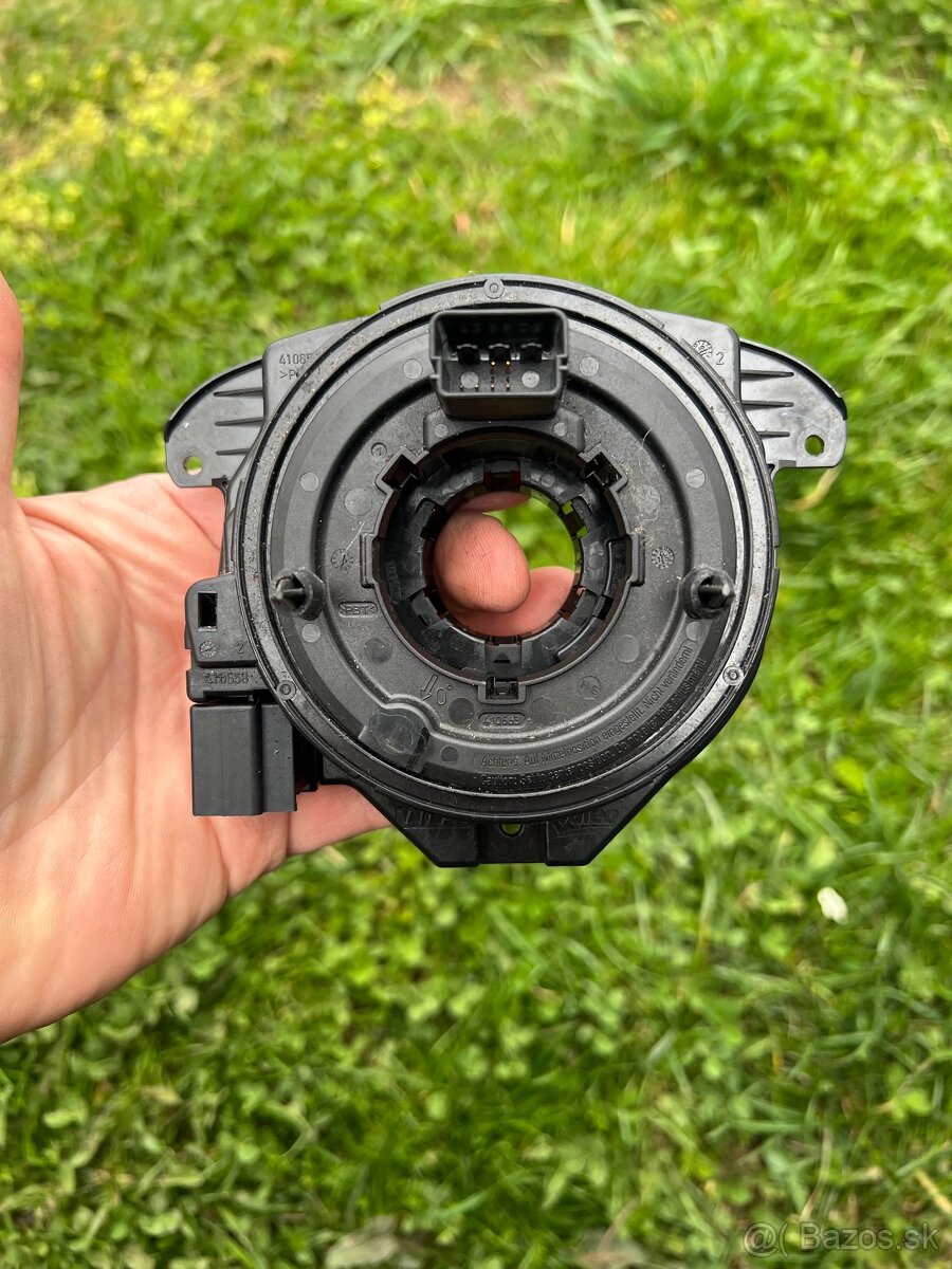 Podvolantovy krúžok