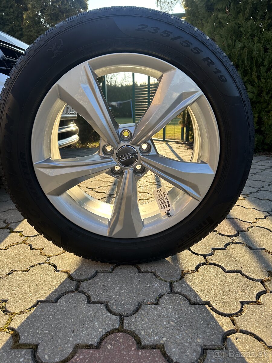 Sada diskov R19 a zimných pneu 235/55 Pirrelli Sc.