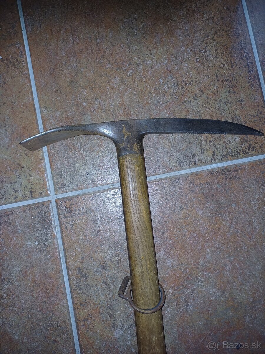 Predám cepin horský strelci, WWII