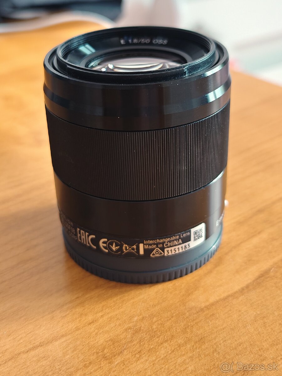 Sony E-Mount 50mm f/1.8 (APS-C)