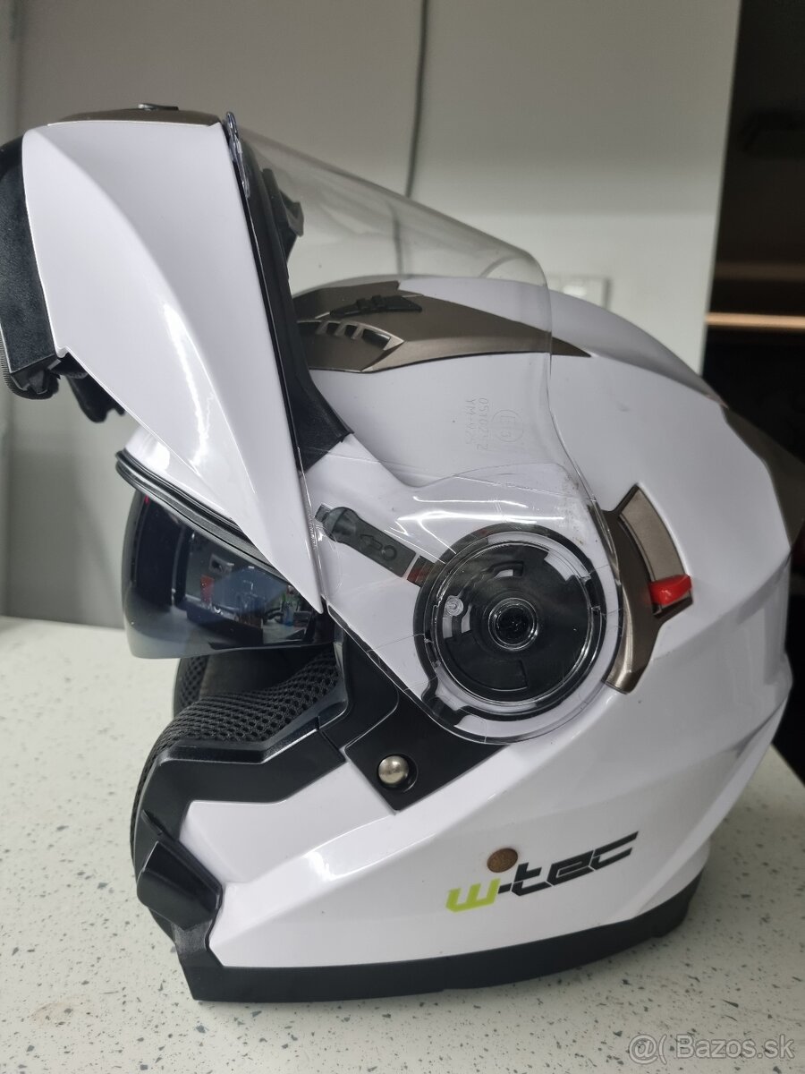 Prilba vyklápacia w-tec