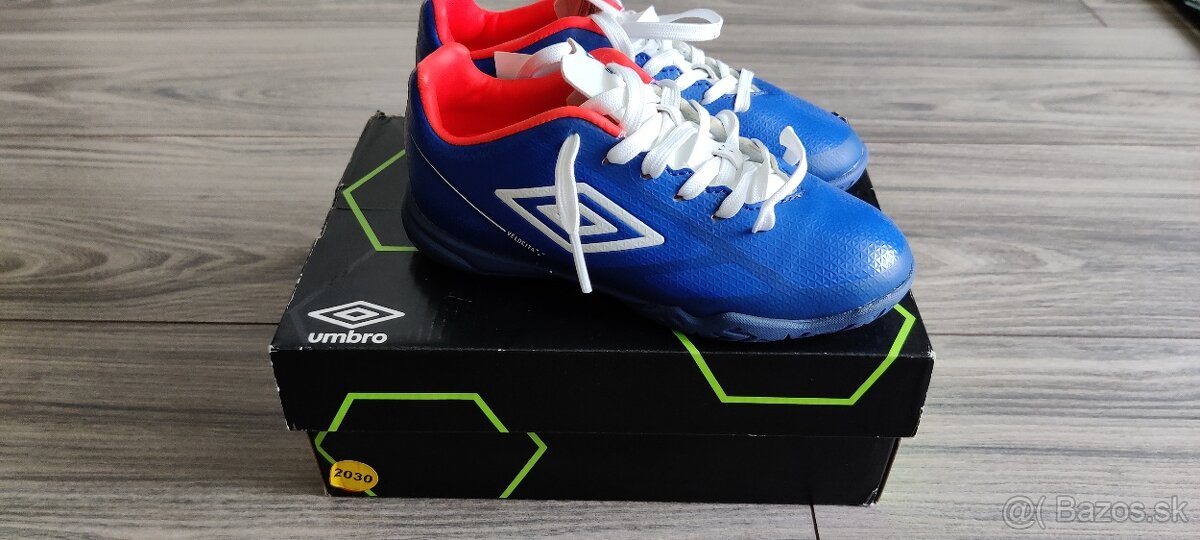 Detská obuv Umbro veľkosť 30 nové