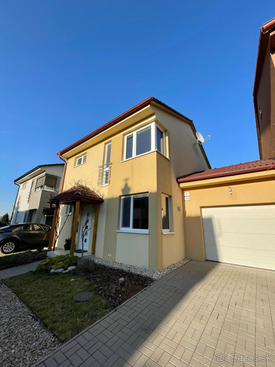 NOVINKA na predaj dom s garážou Skalica - zľava 9.900 eur