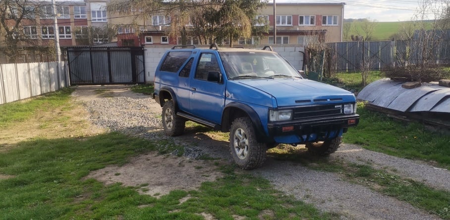 Nissan terrano