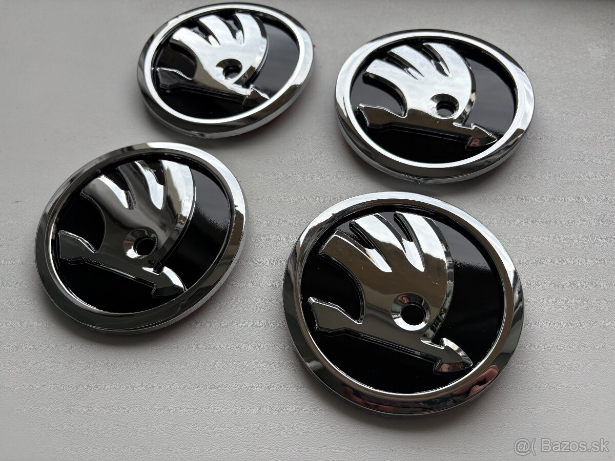 SKODA ZNAK LOGO EMBLEM 90mm 9cm