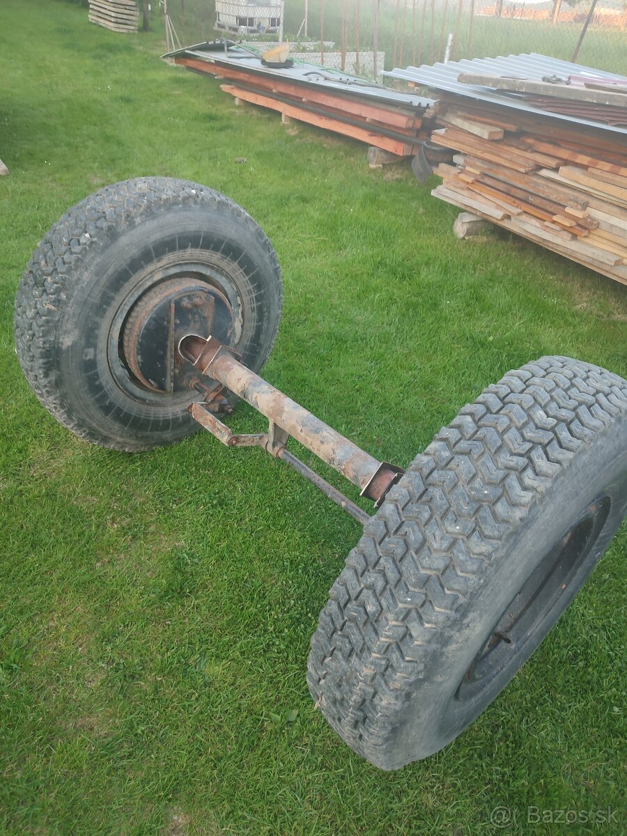 Náprava na vlečku