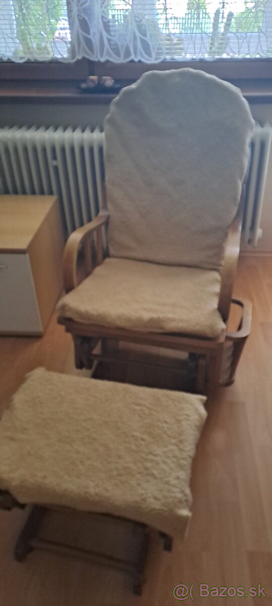 Hojdacie kreslo