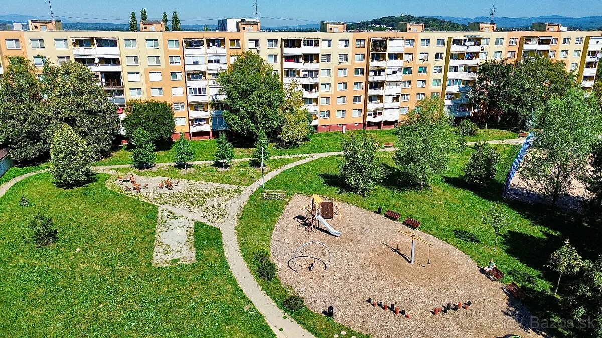 3 izbový byt v Michalovciach – 78 m² s balkónom