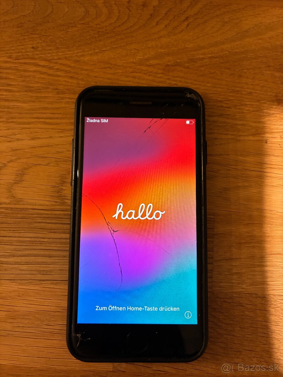 Predám IPhone SE 2020 s rozbitým displejom