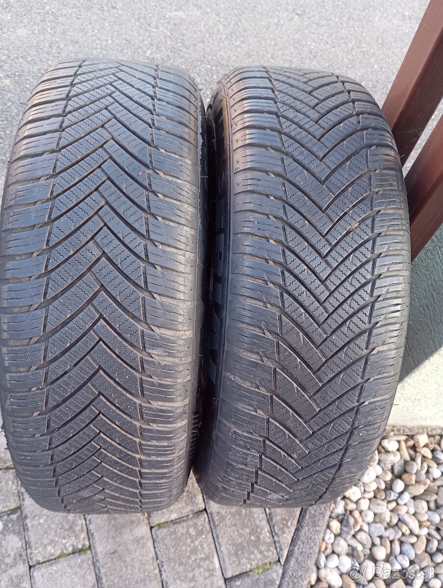 Predám celoročne pneu 185/60 r15