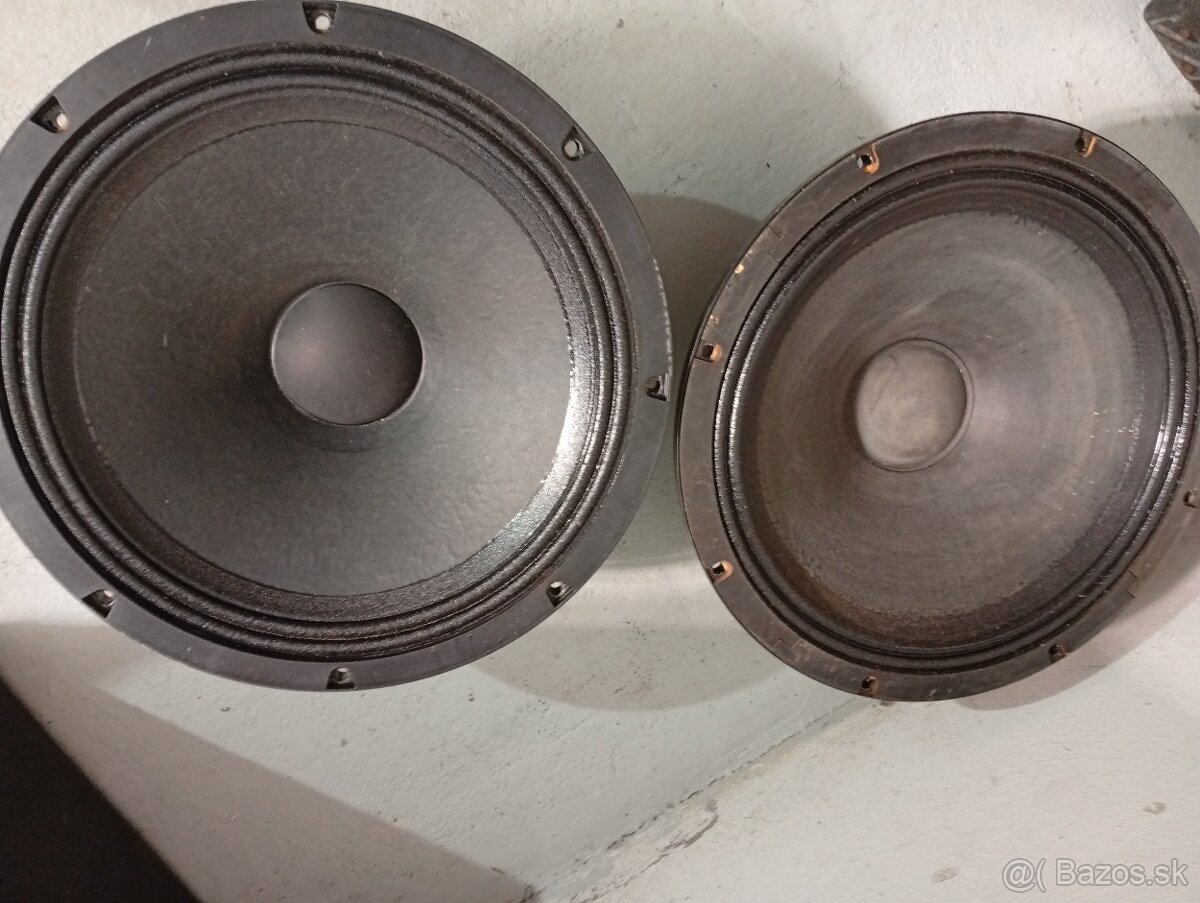 Basové reproduktory 18"