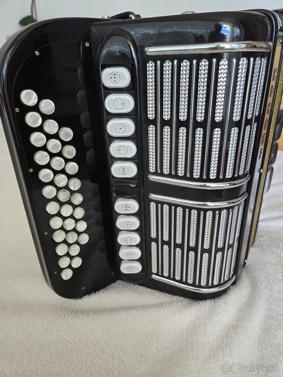 HELIGONKA Overture 5