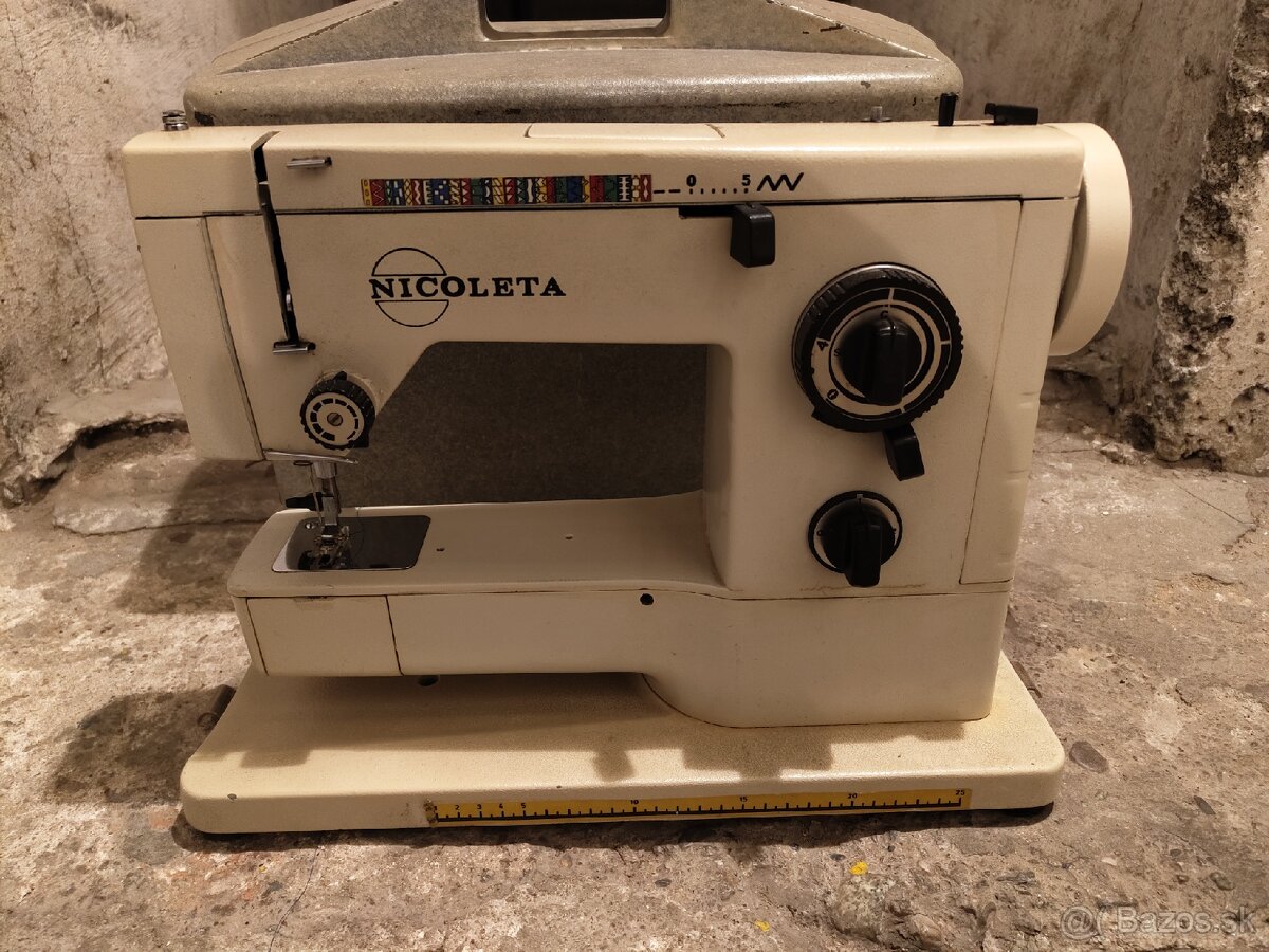 Nicoleta šijací stroj