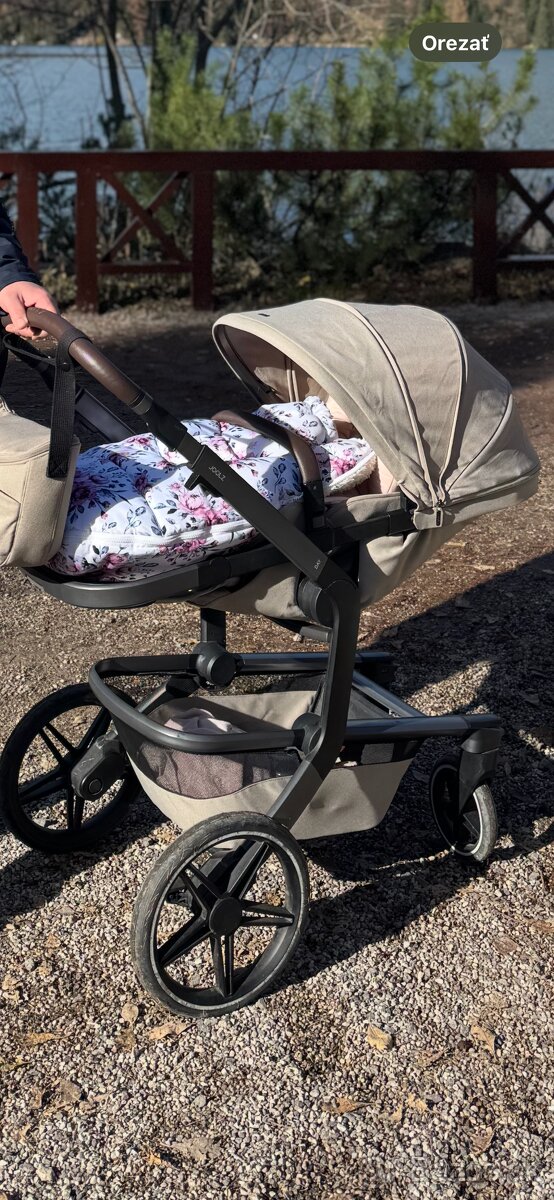 Joolz day 5 sandy taupe + vajicko cybex