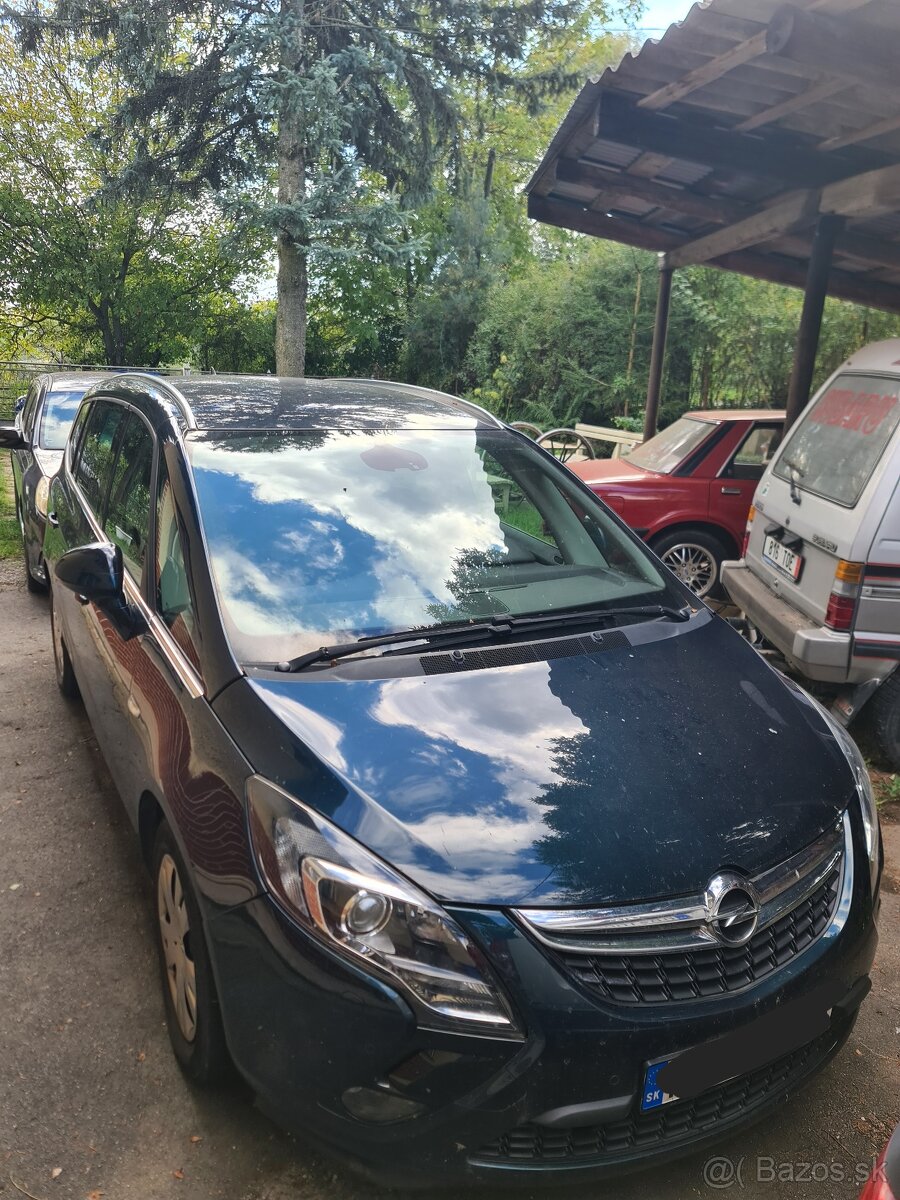 Predám Opel Zafira Tourer 1.6 CDTI