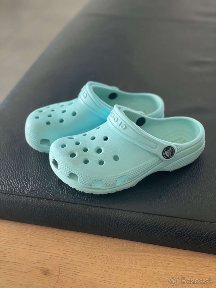 Crocsy velksot 28-29