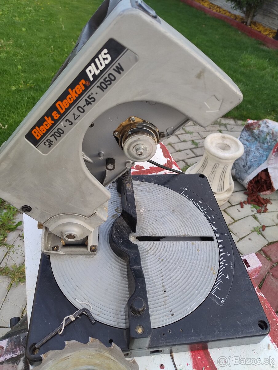Black & Decker SR700